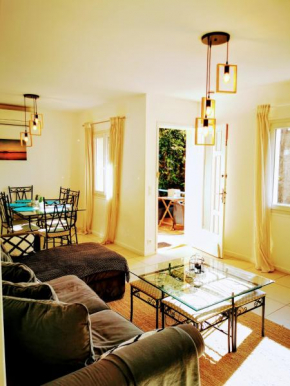 Grand appartement a 300M de la plage